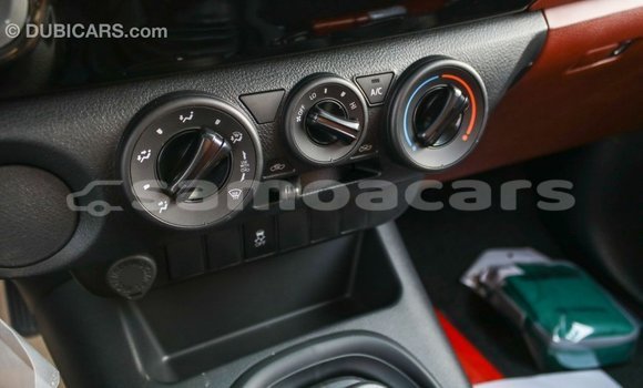 Buy Import Toyota Hilux White Car in Import - Dubai in A'ana Buy Import Toyota Hilux White Car in Import - Dubai in A'ana