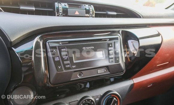 Buy Import Toyota Hilux White Car in Import - Dubai in A'ana Buy Import Toyota Hilux White Car in Import - Dubai in A'ana