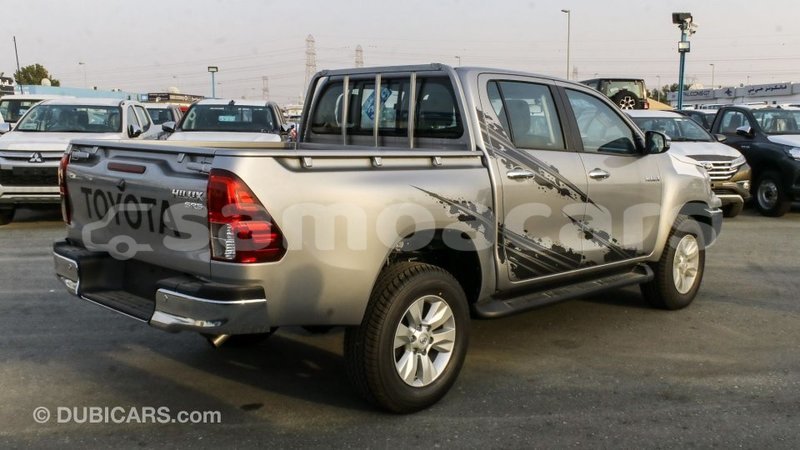 Big with watermark toyota hilux a'ana import dubai 3135