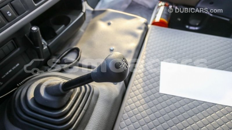 Big with watermark toyota coaster a'ana import dubai 3136