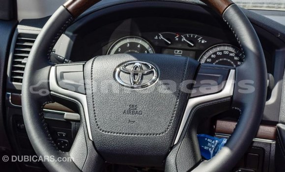 Buy Import Toyota Land Cruiser Black Car in Import - Dubai in A'ana Buy Import Toyota Land Cruiser Black Car in Import - Dubai in A'ana