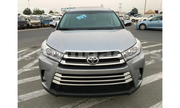 Acheter Import Voiture Toyota Highlander Autre à Import - Dubai, A'ana Acheter Import Voiture Toyota Highlander Autre à Import - Dubai, A'ana