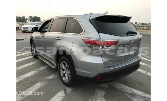 Acheter Import Voiture Toyota Highlander Autre à Import - Dubai, A'ana Acheter Import Voiture Toyota Highlander Autre à Import - Dubai, A'ana