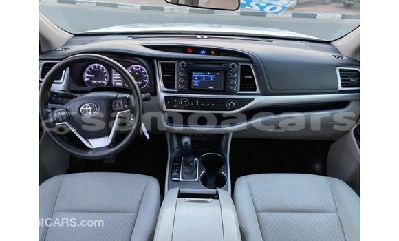 Acheter Import Voiture Toyota Highlander Blanc à Import - Dubai, A'ana Acheter Import Voiture Toyota Highlander Blanc à Import - Dubai, A'ana