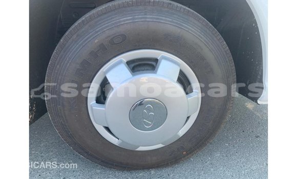 Buy Import Hyundai Accent White Car in Import - Dubai in A'ana Buy Import Hyundai Accent White Car in Import - Dubai in A'ana