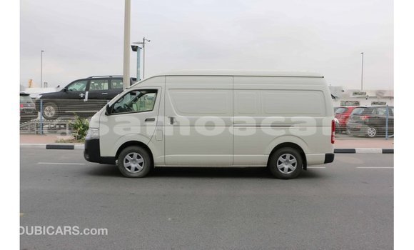 Acheter Import Voiture Toyota Hiace Blanc à Import - Dubai, A'ana Acheter Import Voiture Toyota Hiace Blanc à Import - Dubai, A'ana
