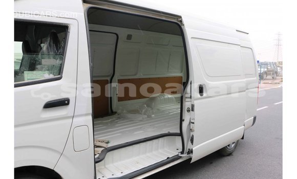 Acheter Import Voiture Toyota Hiace Blanc à Import - Dubai, A'ana Acheter Import Voiture Toyota Hiace Blanc à Import - Dubai, A'ana