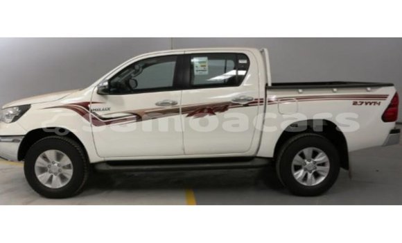 Buy Import Toyota Hilux White Car in Import - Dubai in A'ana Buy Import Toyota Hilux White Car in Import - Dubai in A'ana