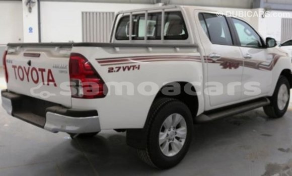 Buy Import Toyota Hilux White Car in Import - Dubai in A'ana Buy Import Toyota Hilux White Car in Import - Dubai in A'ana