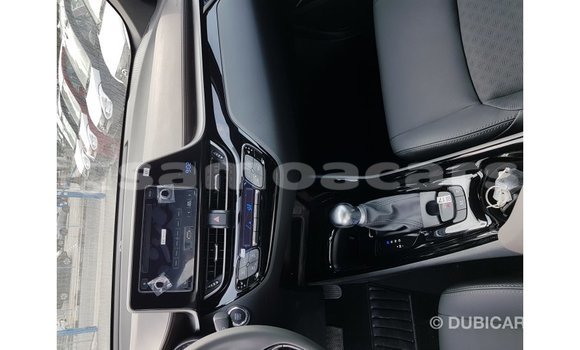 Buy Import Toyota C-HR Other Car in Import - Dubai in A'ana Buy Import Toyota C-HR Other Car in Import - Dubai in A'ana