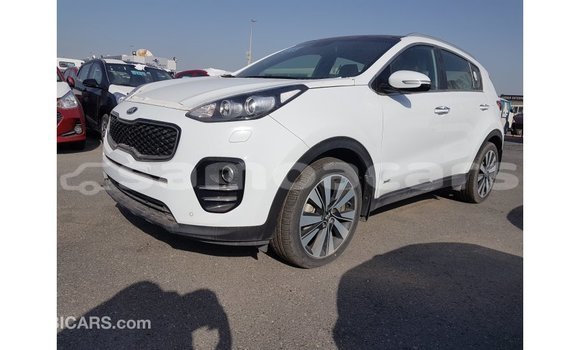 Buy Import Kia Sportage White Car in Import - Dubai in A'ana Buy Import Kia Sportage White Car in Import - Dubai in A'ana