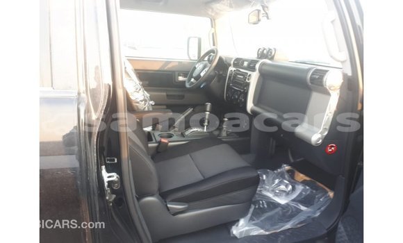Buy Import Toyota FJ Cruiser Black Car in Import - Dubai in A'ana Buy Import Toyota FJ Cruiser Black Car in Import - Dubai in A'ana
