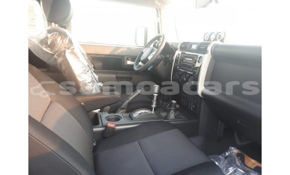 Buy Import Toyota FJ Cruiser Black Car in Import - Dubai in A'ana Buy Import Toyota FJ Cruiser Black Car in Import - Dubai in A'ana