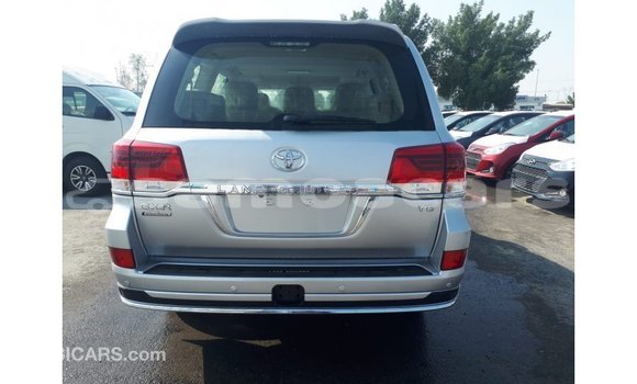 Buy Import Toyota Land Cruiser Other Car in Import - Dubai in A'ana Buy Import Toyota Land Cruiser Other Car in Import - Dubai in A'ana