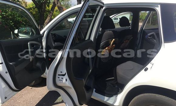 Acheter Import Voiture Toyota RAV4 Blanc à Apia, Tuamasaga Acheter Import Voiture Toyota RAV4 Blanc à Apia, Tuamasaga