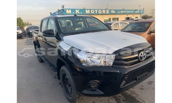 Acheter Import Voiture Toyota Hilux Noir à Import - Dubai, A'ana Acheter Import Voiture Toyota Hilux Noir à Import - Dubai, A'ana