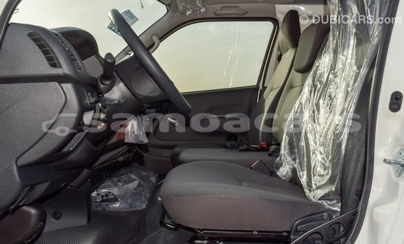 Buy Import Toyota Hiace White Car in Import - Dubai in A'ana Buy Import Toyota Hiace White Car in Import - Dubai in A'ana