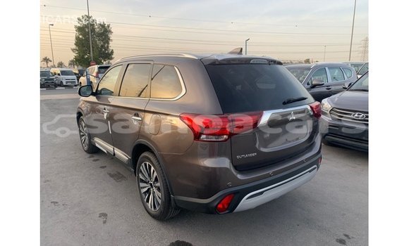 Buy Import Mitsubishi Outlander Brown Car in Import - Dubai in A'ana Buy Import Mitsubishi Outlander Brown Car in Import - Dubai in A'ana