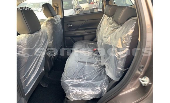 Buy Import Mitsubishi Outlander Brown Car in Import - Dubai in A'ana Buy Import Mitsubishi Outlander Brown Car in Import - Dubai in A'ana