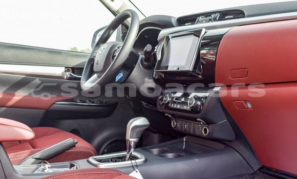 Buy Import Toyota Hilux White Car in Import - Dubai in A'ana Buy Import Toyota Hilux White Car in Import - Dubai in A'ana