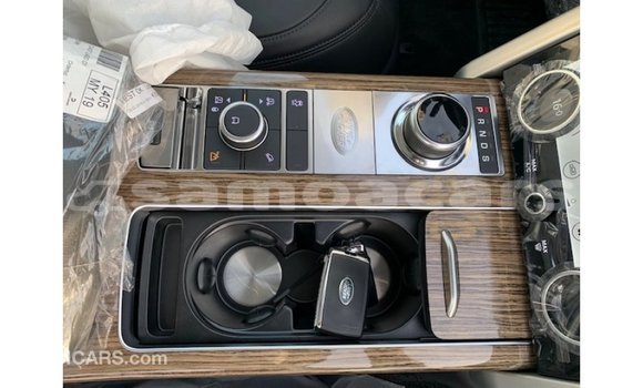 Acheter Import Voiture Land Rover Range Rover Noir à Import - Dubai, A'ana Acheter Import Voiture Land Rover Range Rover Noir à Import - Dubai, A'ana