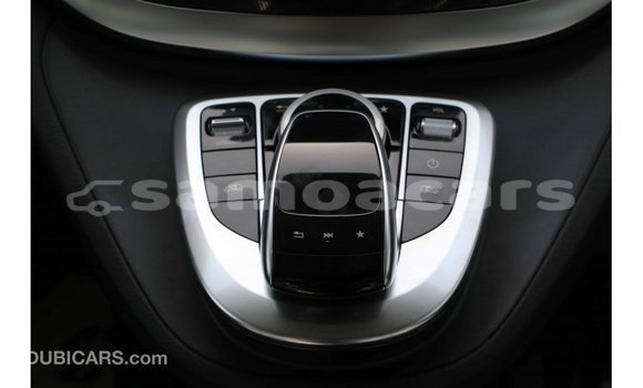 Acheter Import Voiture Mercedes-Benz 250 Noir à Import - Dubai, A'ana Acheter Import Voiture Mercedes-Benz 250 Noir à Import - Dubai, A'ana