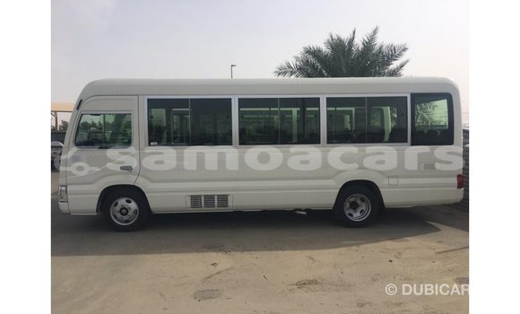 Acheter Import Voiture Toyota Coaster Blanc à Import - Dubai, A'ana Acheter Import Voiture Toyota Coaster Blanc à Import - Dubai, A'ana