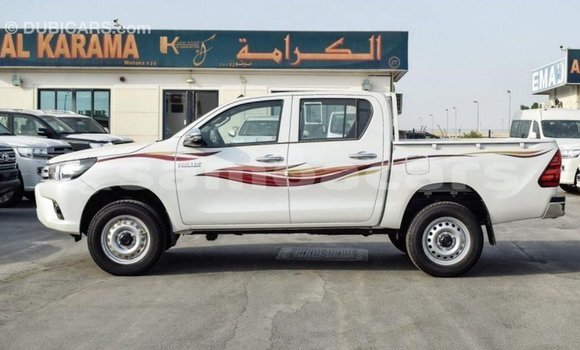 Buy Import Toyota Hilux White Car in Import - Dubai in A'ana Buy Import Toyota Hilux White Car in Import - Dubai in A'ana