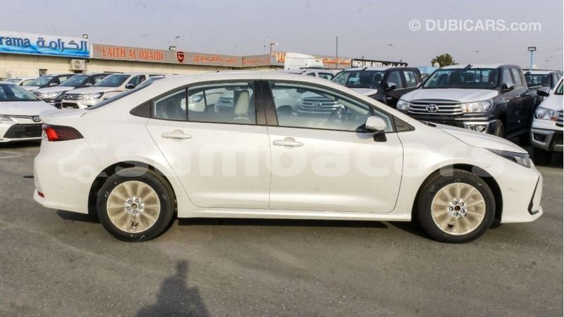 Big with watermark toyota corolla a ana import dubai 3283