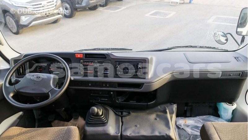 Big with watermark toyota coaster a ana import dubai 3284