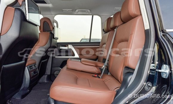 Buy Import Toyota Land Cruiser Black Car in Import - Dubai in A'ana Buy Import Toyota Land Cruiser Black Car in Import - Dubai in A'ana