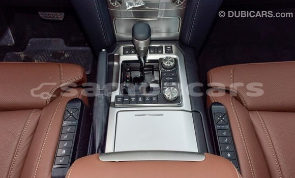 Buy Import Toyota Land Cruiser Black Car in Import - Dubai in A'ana Buy Import Toyota Land Cruiser Black Car in Import - Dubai in A'ana