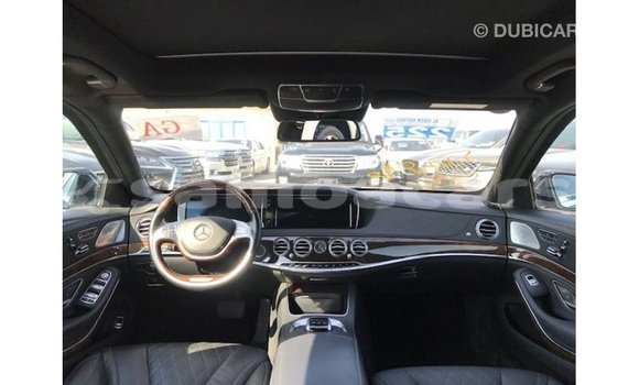 Buy Import Mercedes-Benz 190 Black Car in Import - Dubai in A'ana Buy Import Mercedes-Benz 190 Black Car in Import - Dubai in A'ana