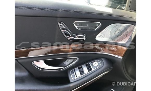 Buy Import Mercedes-Benz 190 Black Car in Import - Dubai in A'ana Buy Import Mercedes-Benz 190 Black Car in Import - Dubai in A'ana