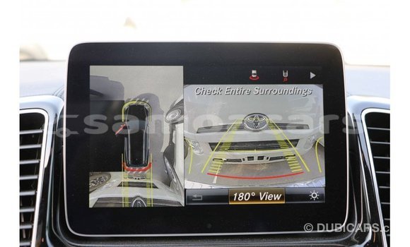 Acheter Import Voiture Mercedes-Benz 190 Noir à Import - Dubai, A'ana Acheter Import Voiture Mercedes-Benz 190 Noir à Import - Dubai, A'ana