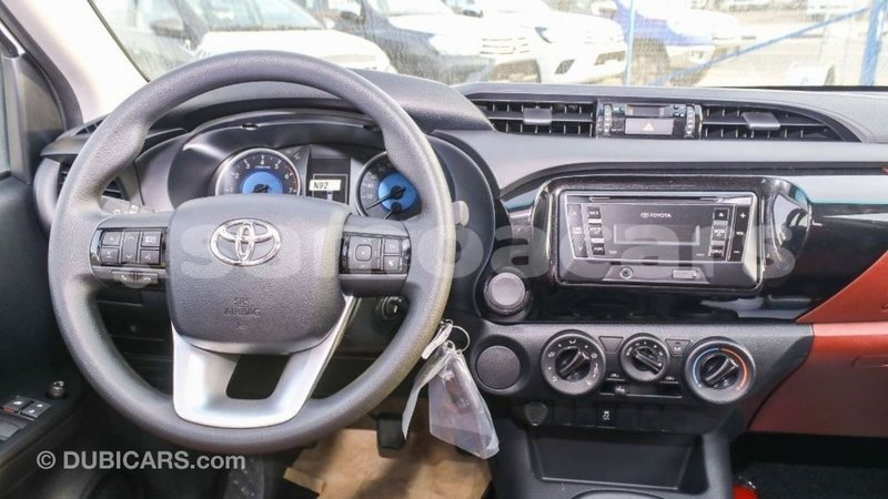 Big with watermark toyota hilux a ana import dubai 3301