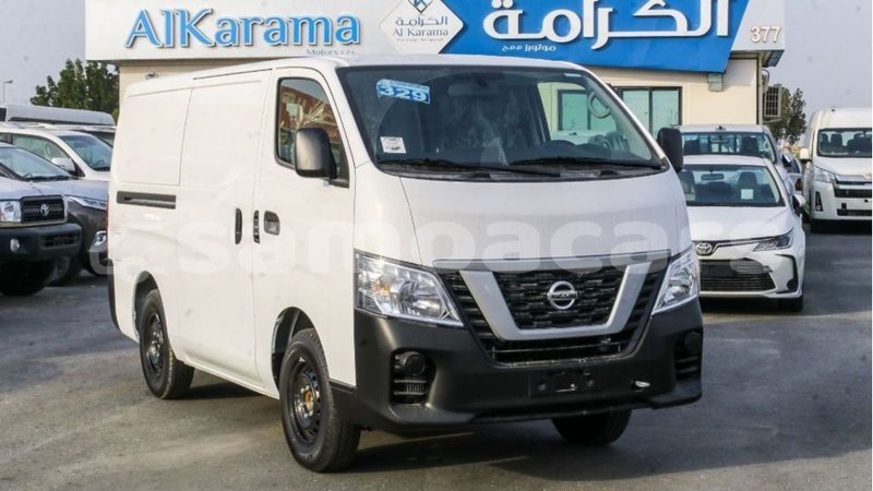 Big with watermark nissan urvan a ana import dubai 3302