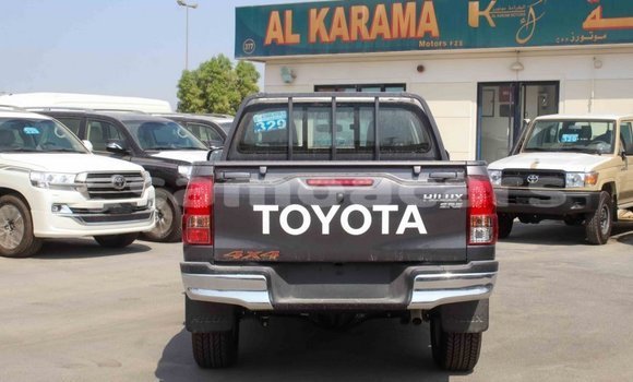 Acheter Import Voiture Toyota Hilux Autre à Import - Dubai, A'ana Acheter Import Voiture Toyota Hilux Autre à Import - Dubai, A'ana