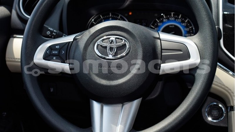 Big with watermark toyota rush a ana import dubai 3304