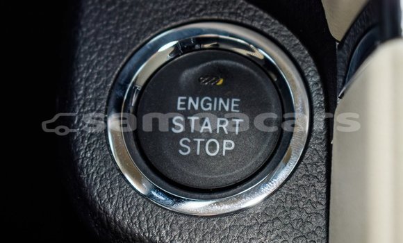 Acheter Import Voiture Toyota Rush Blanc à Import - Dubai, A'ana Acheter Import Voiture Toyota Rush Blanc à Import - Dubai, A'ana