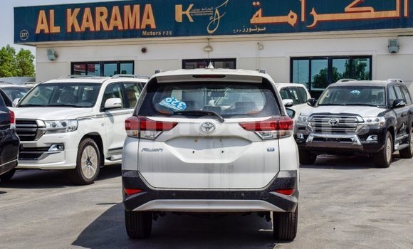 Acheter Import Voiture Toyota Rush Blanc à Import - Dubai, A'ana Acheter Import Voiture Toyota Rush Blanc à Import - Dubai, A'ana