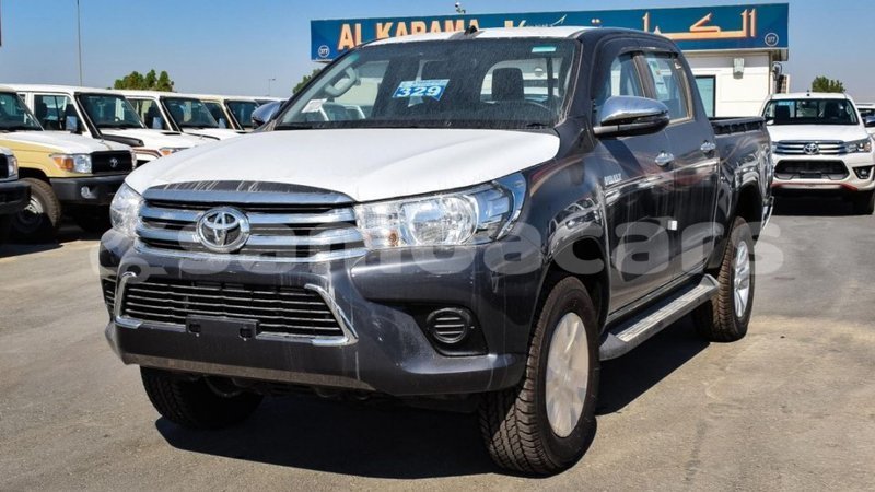 Big with watermark toyota hilux a ana import dubai 3306