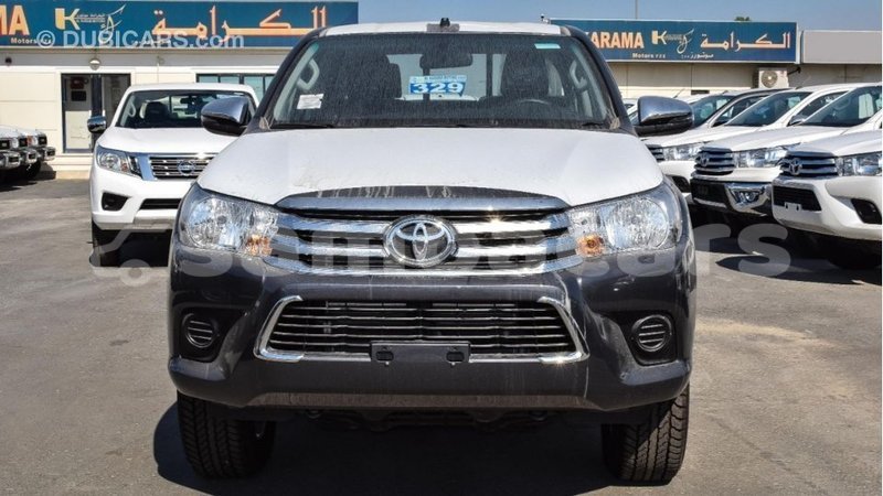 Big with watermark toyota hilux a ana import dubai 3306