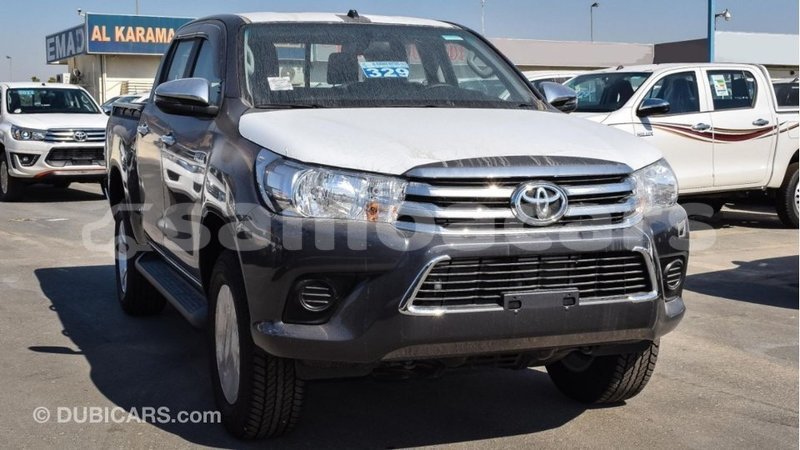 Big with watermark toyota hilux a ana import dubai 3306