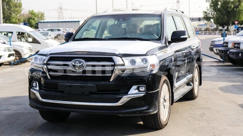 Big with watermark toyota land cruiser a ana import dubai 3307