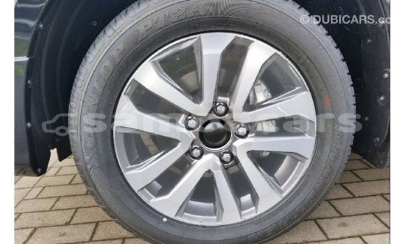 Acheter Import Voiture Toyota Land Cruiser Noir à Import - Dubai, A'ana Acheter Import Voiture Toyota Land Cruiser Noir à Import - Dubai, A'ana