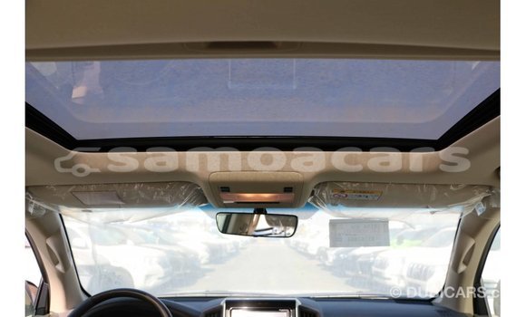 Acheter Import Voiture Toyota Land Cruiser Noir à Import - Dubai, A'ana Acheter Import Voiture Toyota Land Cruiser Noir à Import - Dubai, A'ana