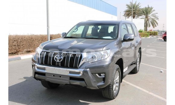 Acheter Import Voiture Toyota Prado Noir à Import - Dubai, A'ana Acheter Import Voiture Toyota Prado Noir à Import - Dubai, A'ana