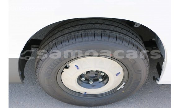 Acheter Import Voiture Toyota Hiace Blanc à Import - Dubai, A'ana Acheter Import Voiture Toyota Hiace Blanc à Import - Dubai, A'ana