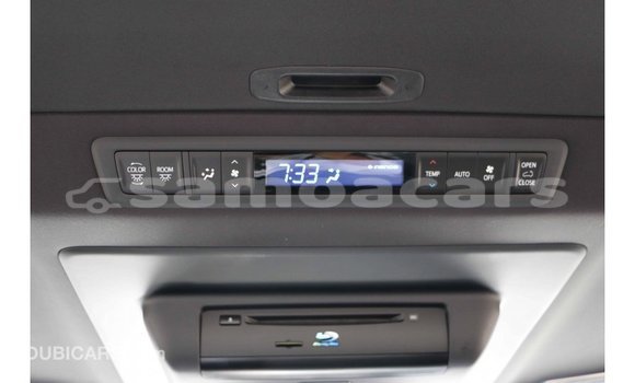 Acheter Import Voiture Toyota Alphard Blanc à Import - Dubai, A'ana Acheter Import Voiture Toyota Alphard Blanc à Import - Dubai, A'ana